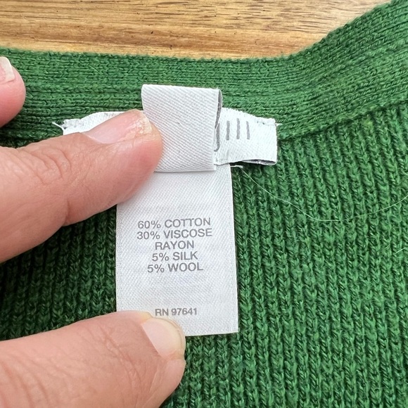 J. Jill Slit Side Waffle Knit Long Sleeve Lightweight Sweater Hunter Green Sz Sm - Picture 5 of 11